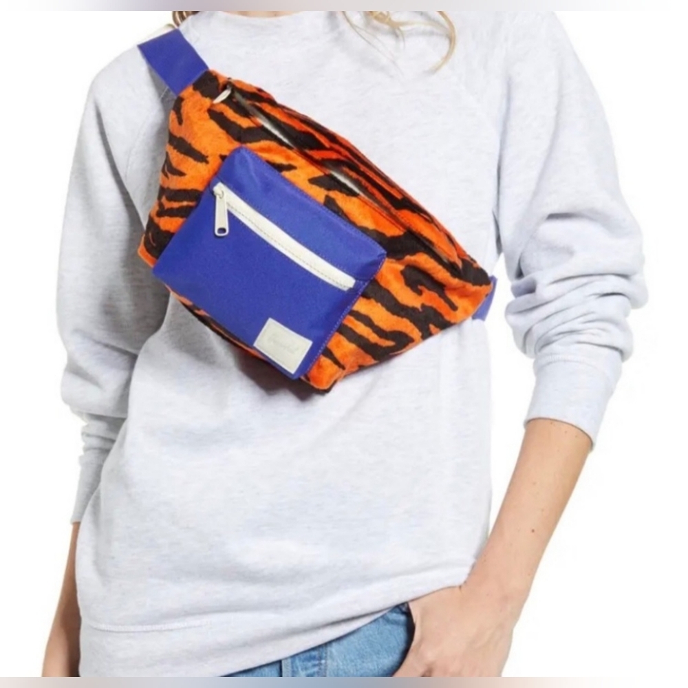 Herschel Supply Co. Seventeen Waist Pack/ Belt Bag *NWT*